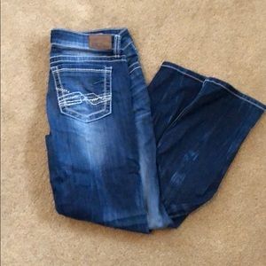 BKE Women’s crops jeans 28